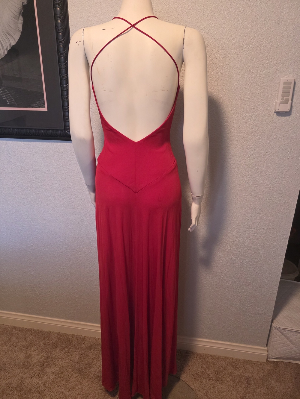 Laundry By Shelli Segal Red Ruched V-Neck Halter Maxi Dress - Picture 2 of 2